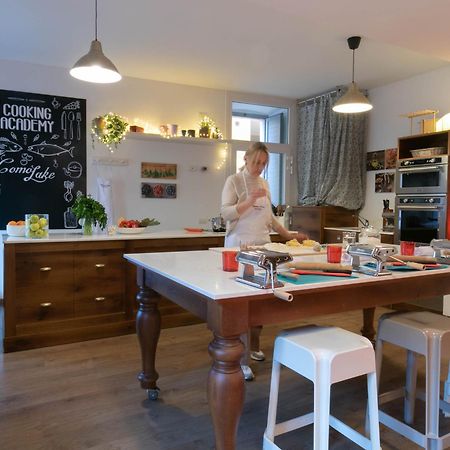 Mamma Ciccia Holiday Home - Confalonieri Mandello del Lario Bagian luar foto