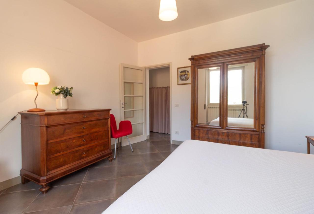 Mamma Ciccia Holiday Home - Confalonieri Mandello del Lario Bagian luar foto